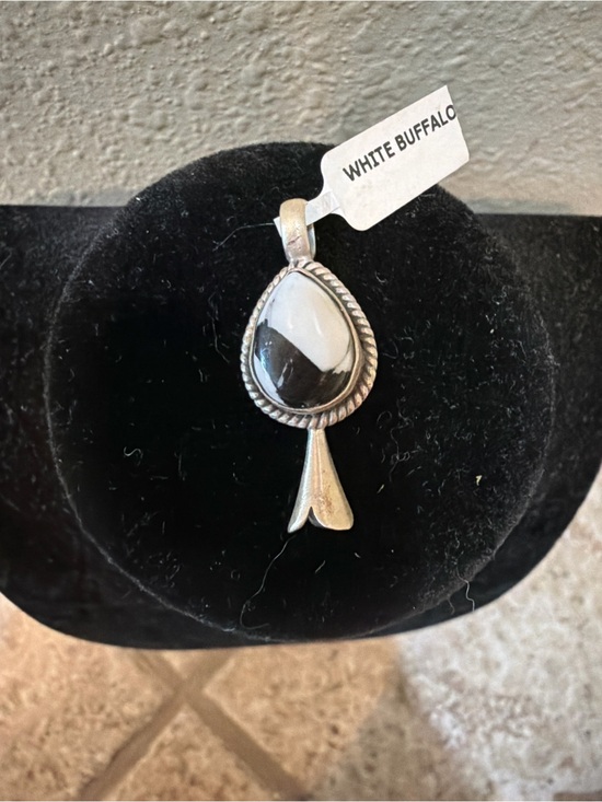 Buffalo David Bitton Jewelry - Sterling Silver White Buffalo Pendant Southwestern Western Jewelry